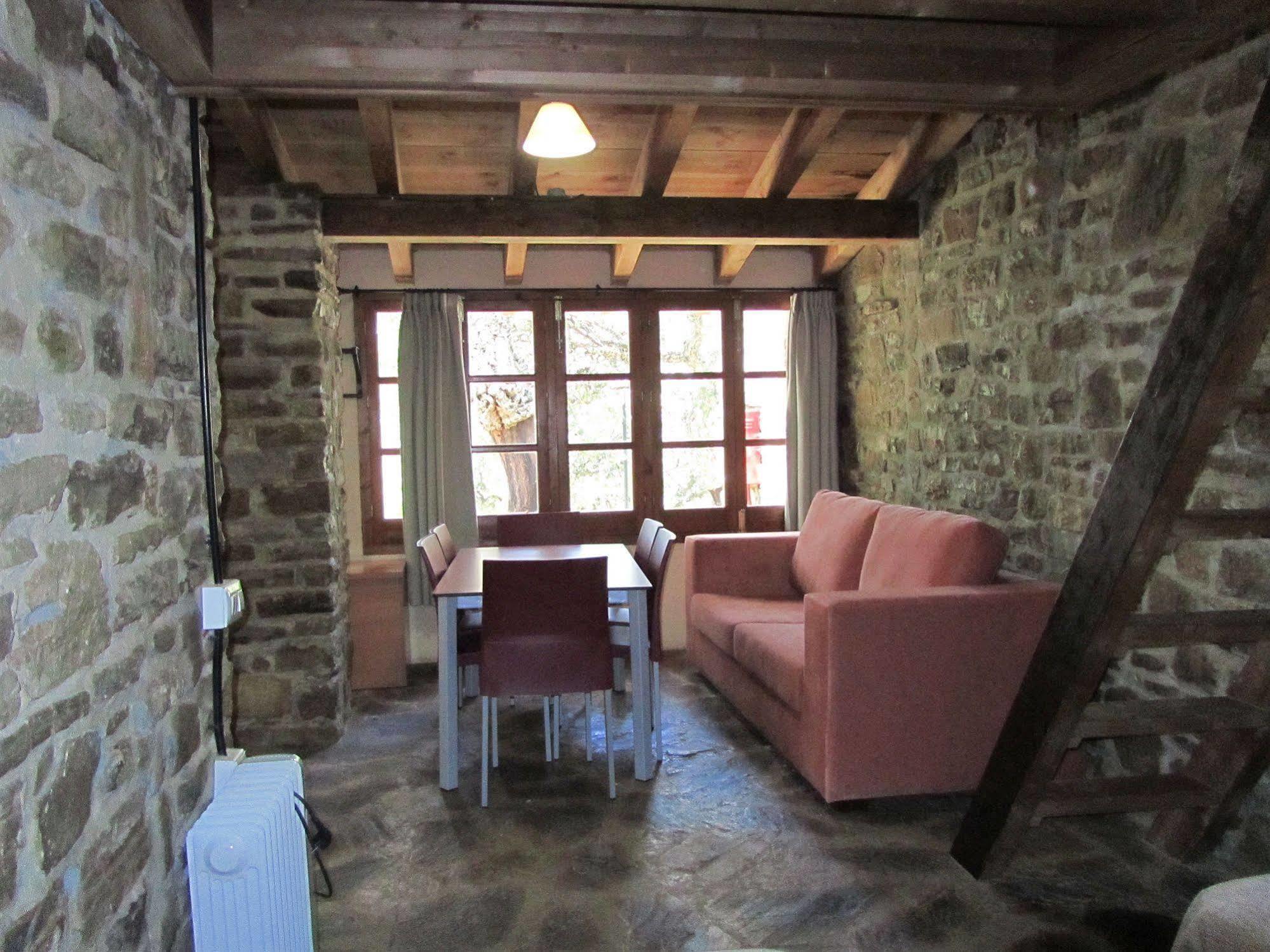 Albergue Inturjoven Cortes De La Frontera Esterno foto